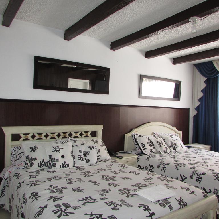 בית הארחה בוגוטה 	Casa De Huespedes Shalom Victoria מראה חיצוני תמונה